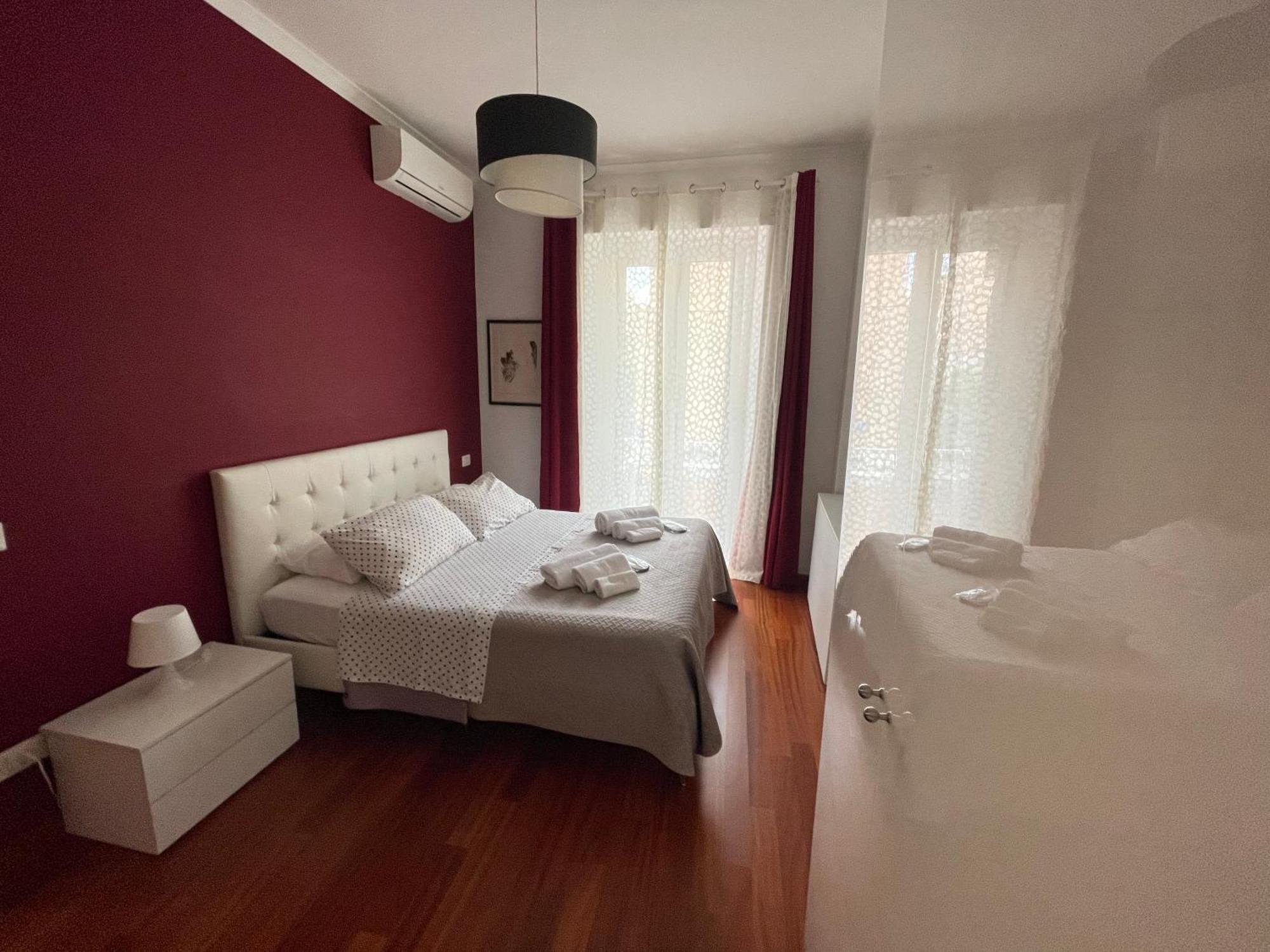 Lucens Domus Appartamento Roma Quartiere Trieste - Vicino Metro B1 - Exteriör bild